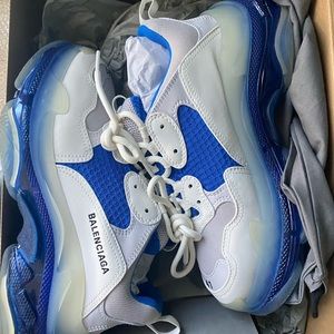 Worn twice Balenciaga Triple S white and blue size 41E= 8